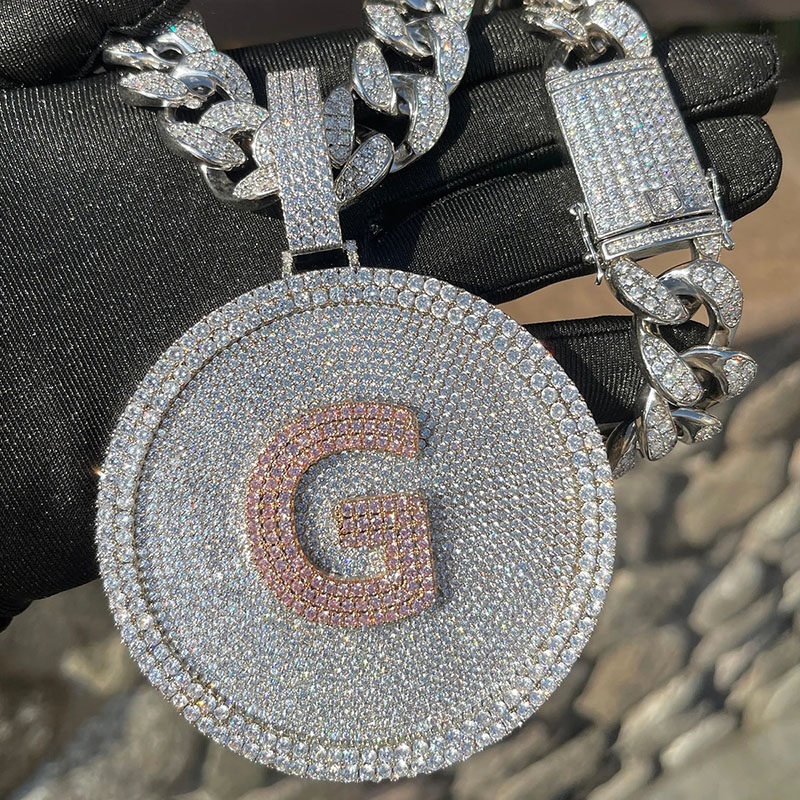 Helloice 3.12" Iced Out A-Z Letters Round Pendant